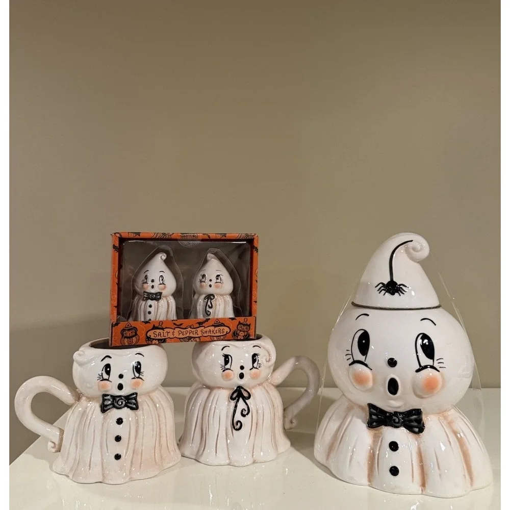 Johanna Parker Ceramic Ghost Cookie Jar, Mugs & Shaker  Set Halloween Retro
